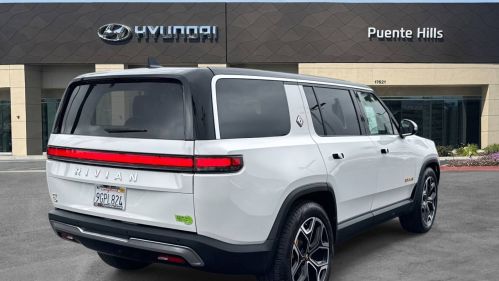 2023 Rivian R1S - Images - 4