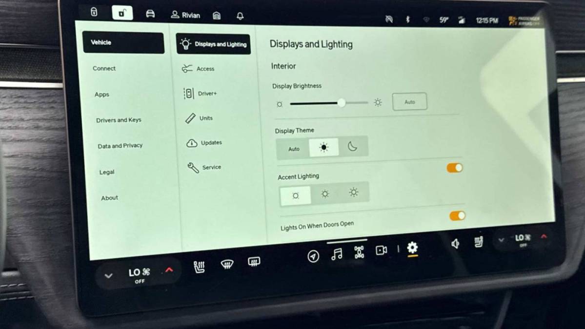 2023 Rivian R1S - Images - 11