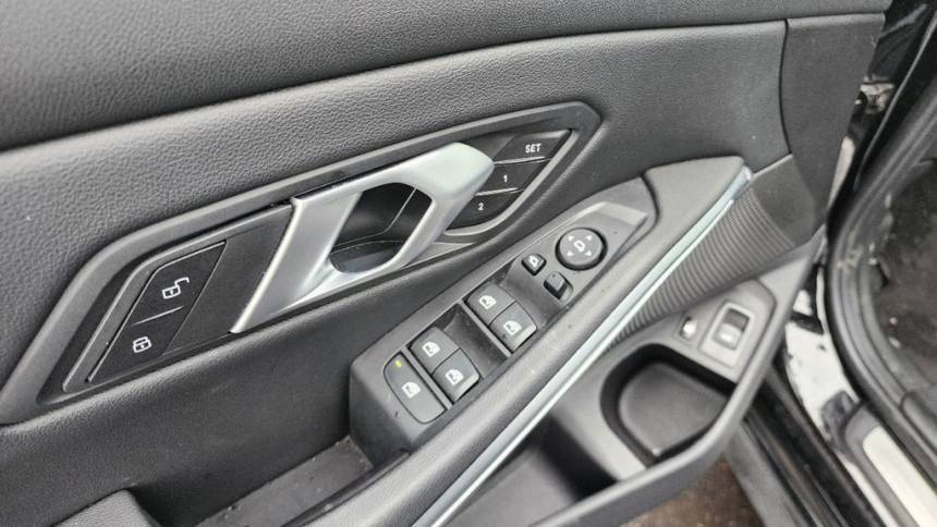 2024 BMW 3 Series - Images - 11