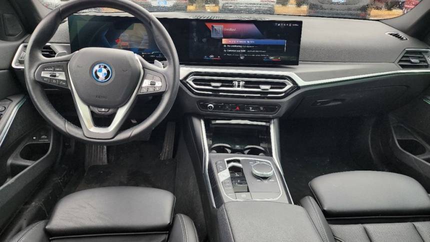 2024 BMW 3 Series - Images - 24