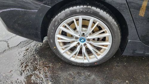 2024 BMW 3 Series - Images - 33
