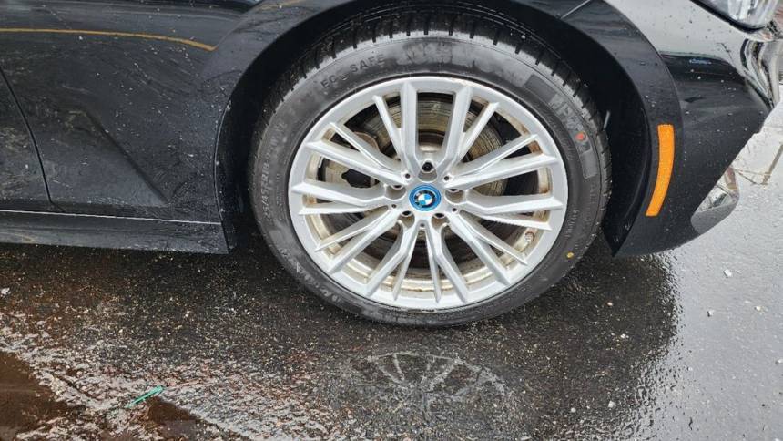 2024 BMW 3 Series - Images - 34