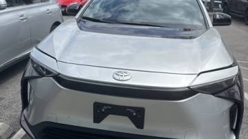 2024 Toyota bZ4X JTMABACA8RA080311