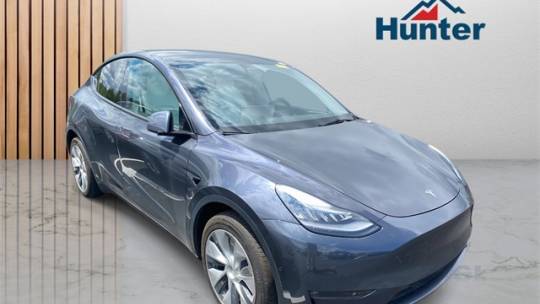 2021 Tesla Model Y 5YJYGDEEXMF253943
