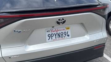 2024 Toyota bZ4X JTMABACA8RA080311