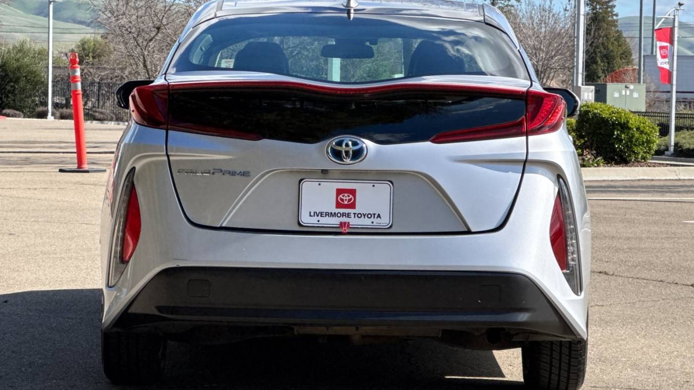 2017 Toyota Prius Prime JTDKARFP8H3065820