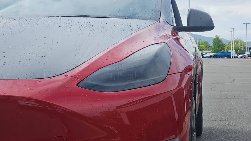 2021 Tesla Model Y 5YJYGDEFXMF157738