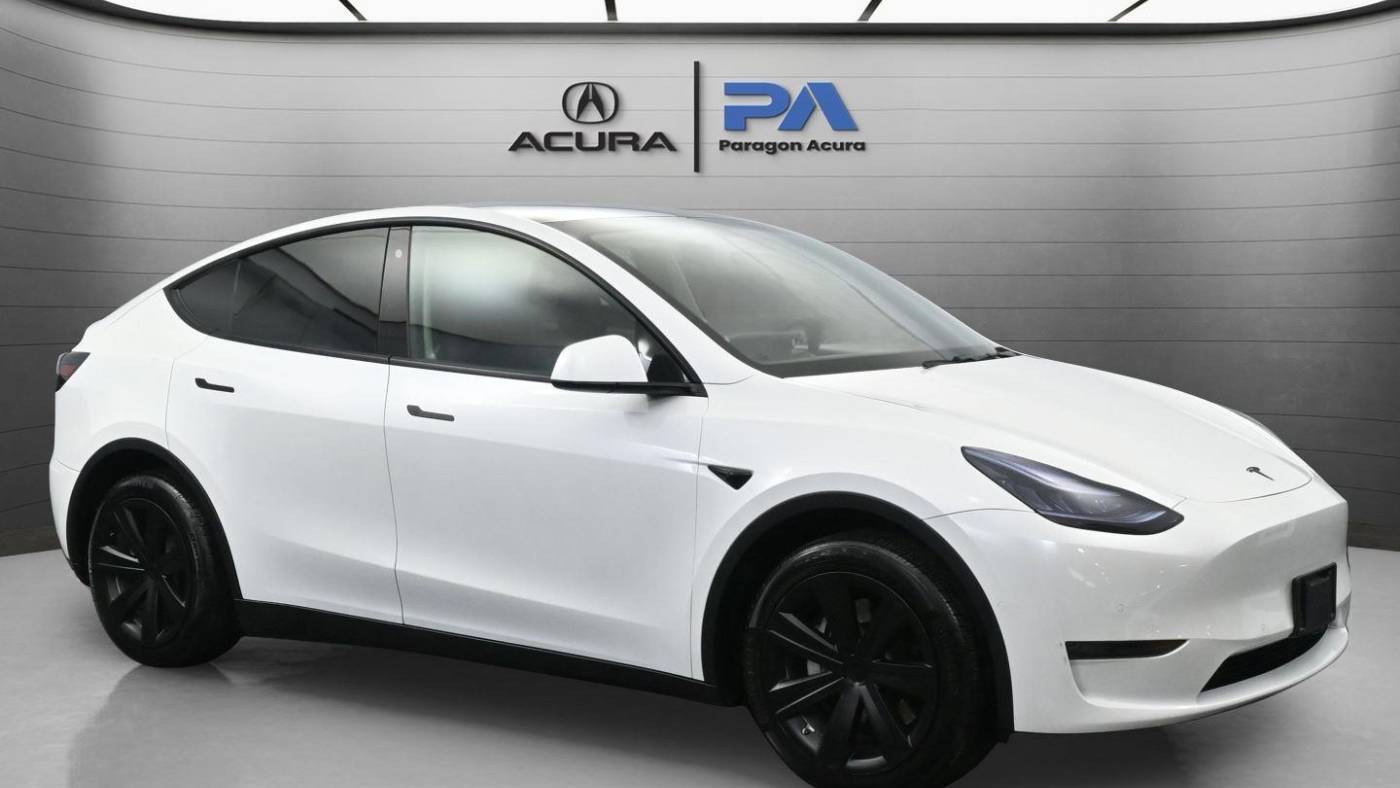 2020 Tesla Model Y 5YJYGDEE5LF043765