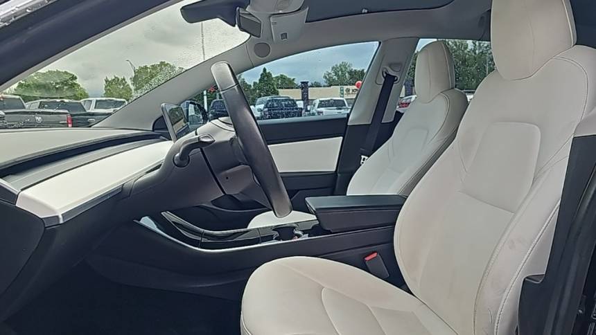 2018 Tesla Model 3 5YJ3E1EB9JF134717