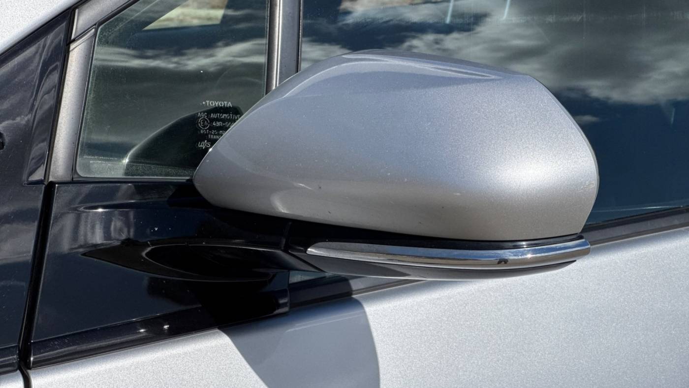 2017 Toyota Prius Prime JTDKARFP8H3065820