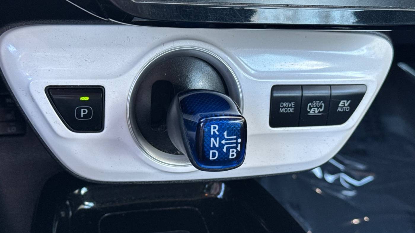 2017 Toyota Prius Prime JTDKARFP8H3065820
