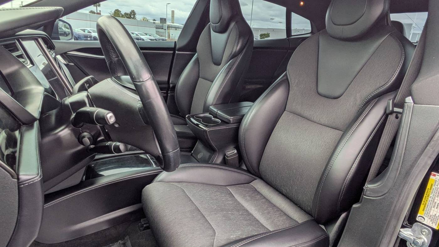 2018 Tesla Model S 5YJSA1E23JF280778