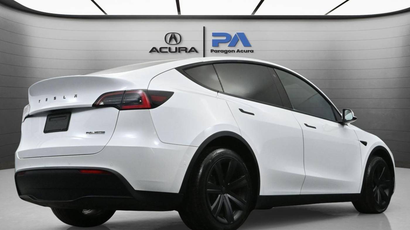 2020 Tesla Model Y 5YJYGDEE5LF043765