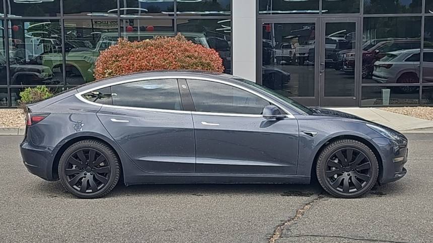 2018 Tesla Model 3 5YJ3E1EB9JF134717