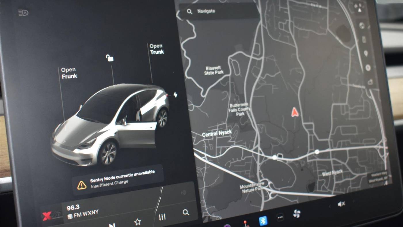 2020 Tesla Model Y 5YJYGDEE5LF043765