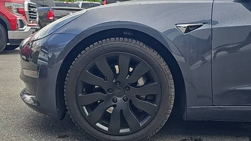 2018 Tesla Model 3 5YJ3E1EB9JF134717