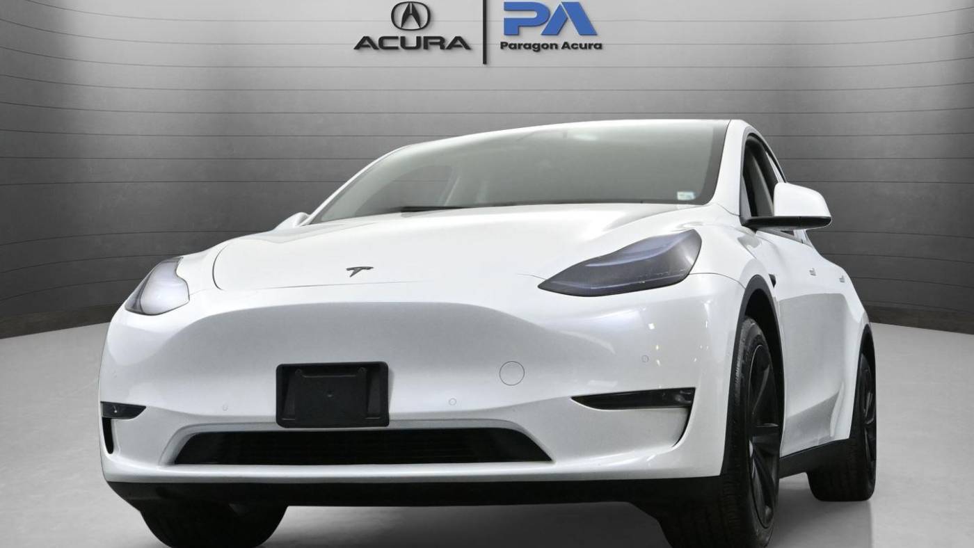 2020 Tesla Model Y 5YJYGDEE5LF043765