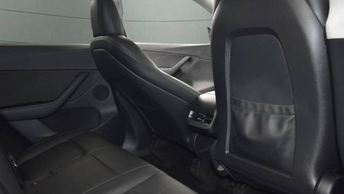 2020 Tesla Model Y 5YJYGDEE5LF043765