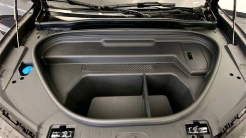 2025 Audi Q6 e-tron WA114BGF0SA026720