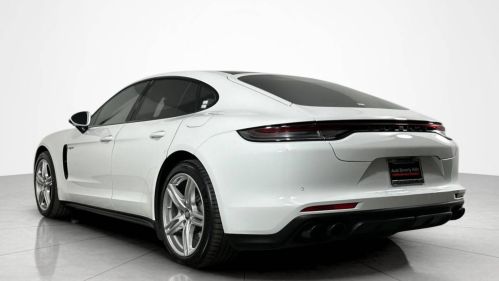 2021 Porsche Panamera - Images - 3