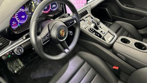 2021 Porsche Panamera - Images - 9