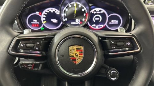 2021 Porsche Panamera - Images - 21