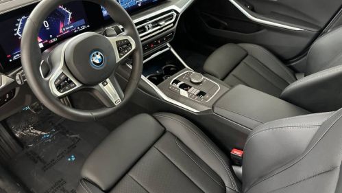 2024 BMW 3 Series - Images - 11