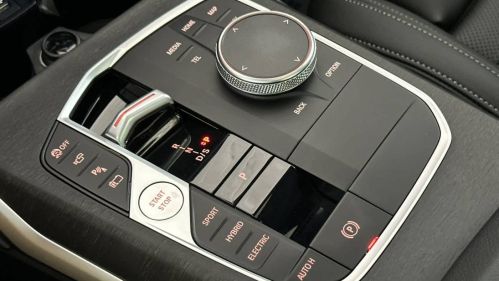 2024 BMW 3 Series - Images - 21