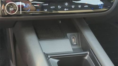 2025 Hyundai IONIQ 6 KMHM34AA4SA089099
