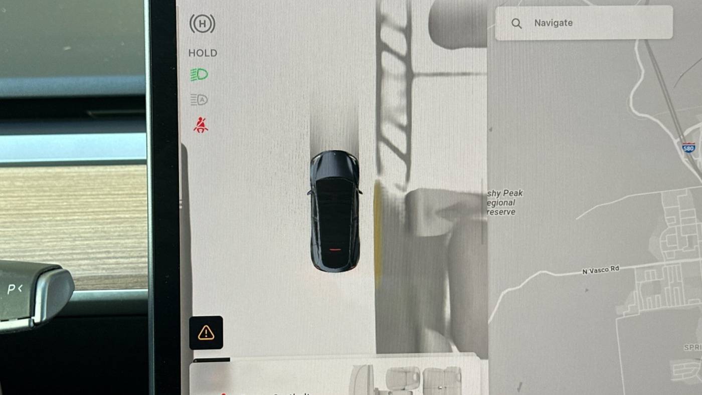2024 Tesla Model Y 7SAYGDEE7RF061518