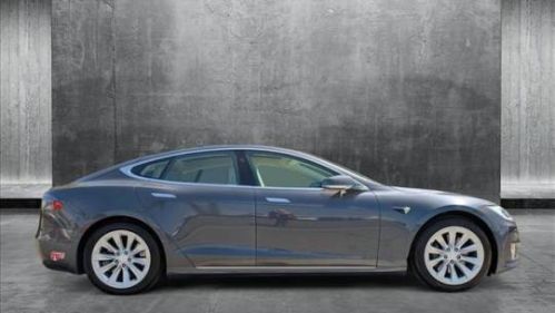 2017 Tesla Model S - Images - 4