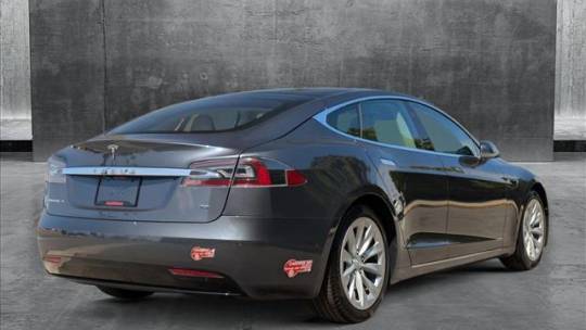 2017 Tesla Model S - Images - 5