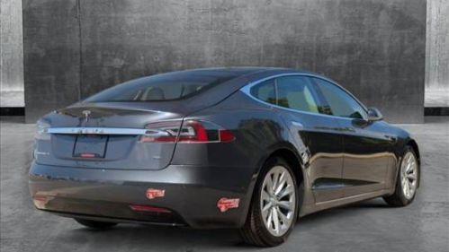 2017 Tesla Model S - Images - 5