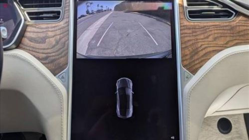 2017 Tesla Model S - Images - 13