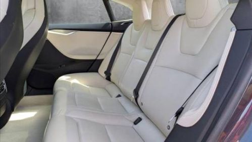 2017 Tesla Model S - Images - 19