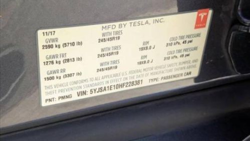 2017 Tesla Model S - Images - 26