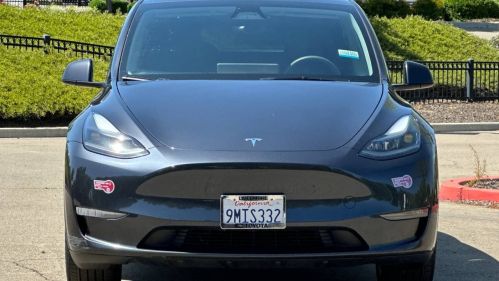 2024 Tesla Model Y 7SAYGDEE7RF061518