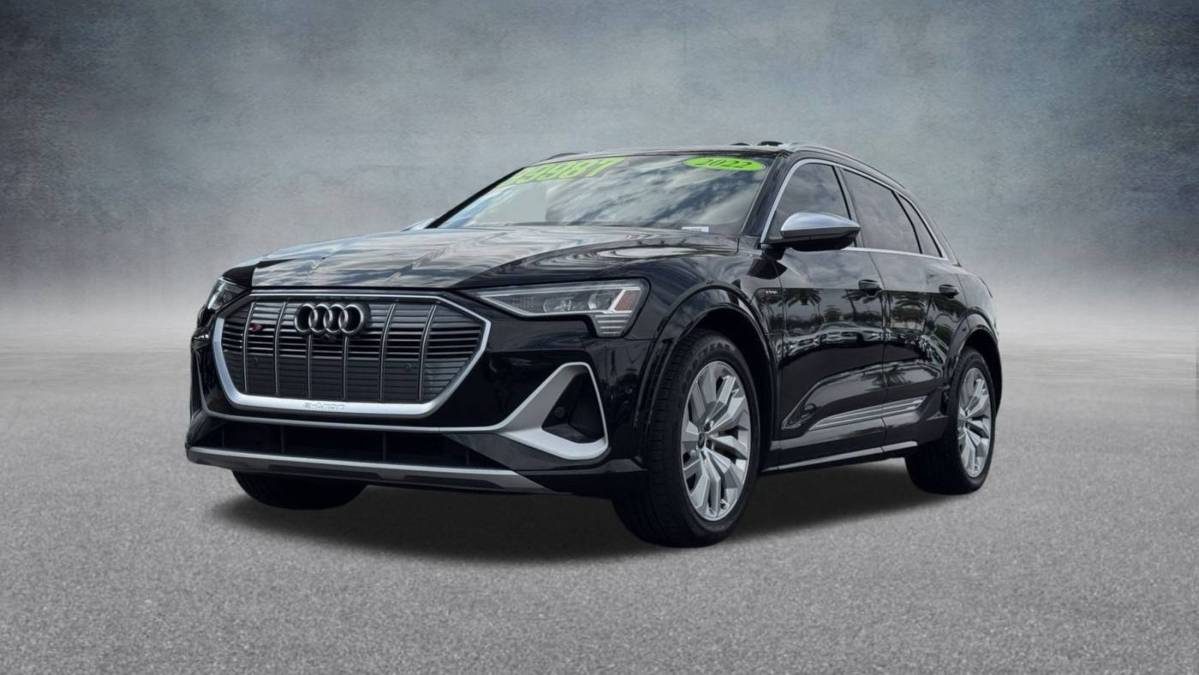 2022 Audi e-tron S - Images - 1