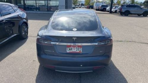 2015 Tesla Model S - Images - 8