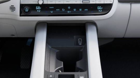 2025 Hyundai IONIQ 6 KMHM34AA3SA099316