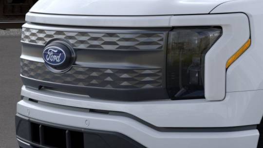 2025 Ford F-150 Lightning 1FT6W5L75SWG07316