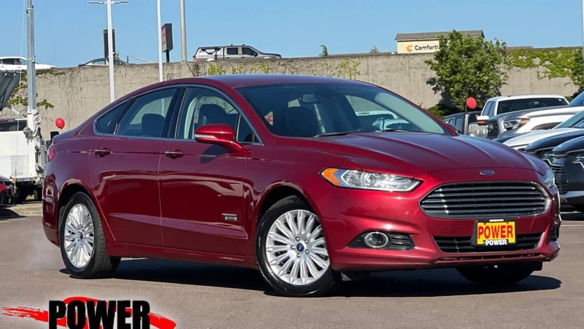 2014 Ford Fusion Energi - Images - 1