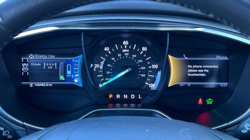 2014 Ford Fusion Energi - Images - 23
