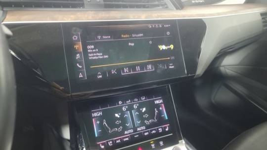 2020 Audi e-tron WA12ABGEXLB033013