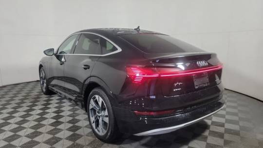 2020 Audi e-tron WA12ABGEXLB033013