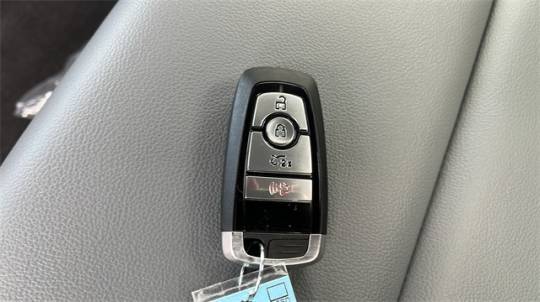 2025 Ford F-150 Lightning 1FT6W3LU3SWG08958