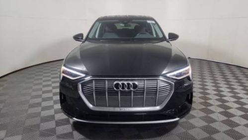 2020 Audi e-tron WA12ABGEXLB033013