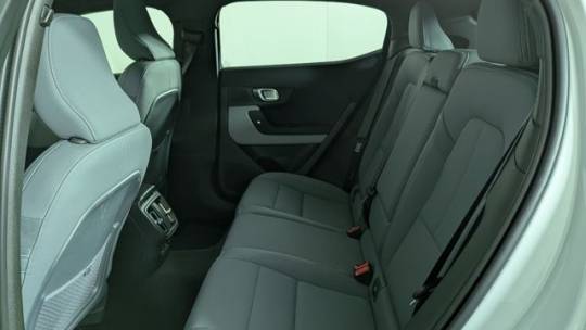 2021 Polestar 2 - Images - 29