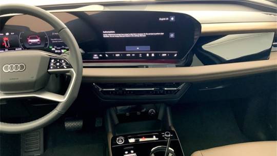 2025 Audi Q6 e-tron WA124BGF7SA042384