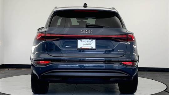 2025 Audi Q6 e-tron WA124BGF7SA042384